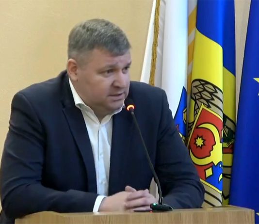 VIDEO | Denis Șova despre reforma în educație: problema optimizării școlilor este secundară, prioritară este soluționarea deficitului de cadre didactice