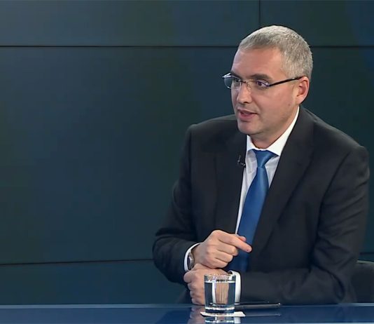 Renato Usatîi: Există soluții pentru siguranța în rețelele sociale! Interzicerea pentru copiii sub 16 ani este lipsită de sens – va provoca efect exact invers.