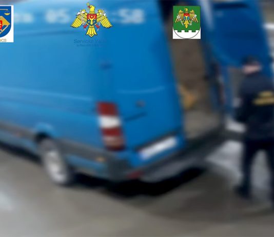 BREAKING NEWS VIDEO | Rețea de contrabandă cu 550.000 de țigarete, destructurată la frontiera moldo-română
