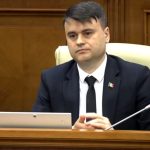 Alexandr Berlinschii, despre ședința Consiliului Național de Securitate: „Le sugerez să discute și despre droguri, traficul de arme și tragediile din armată”