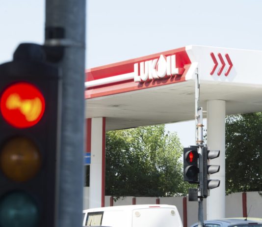 Benzinăriile Lukoil din afara Rusiei au primit o nouă amânare de la aplicarea sancțiunilor americane