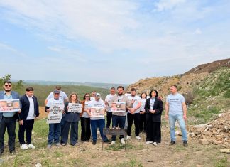MAN la Băcioi: „Catastrofa ecologică este ascunsă sub tone de pământ”