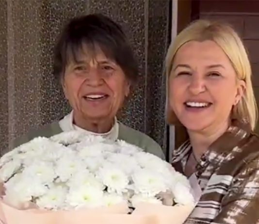 VIDEO | Sărbătoare mare în familia Irinei Vlah: La mulți ani, mamă! Cel mai important – să fii sănătoasă!