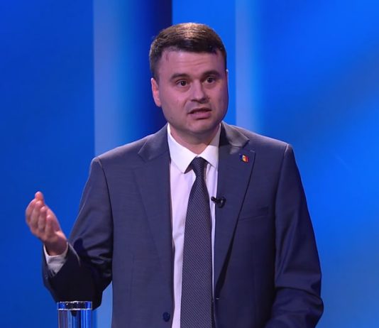 Alexandr Berlinschii cere guvernării să depășească orgoliile și să asculte opoziția: „Pe hârtie scrie frumos, dar justiția e în criză”