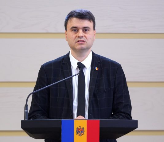 Alexandr Berlinschii: „Comisia de la Veneția a dat dreptate poziției Partidului Nostru, declarând că persoanele desemnate în comisia de vetting trebuie votate individual, nu la pachet!”