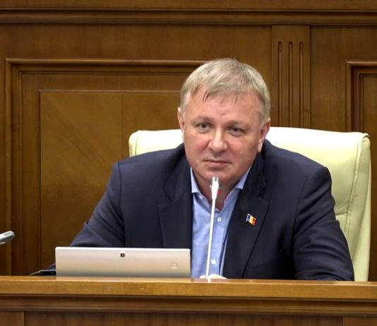 „Creditul de 218 milioane de euro intră în buget fără destinații clare”. Constantin Cuiumju cere transparență privind utilizarea împrumutului extern