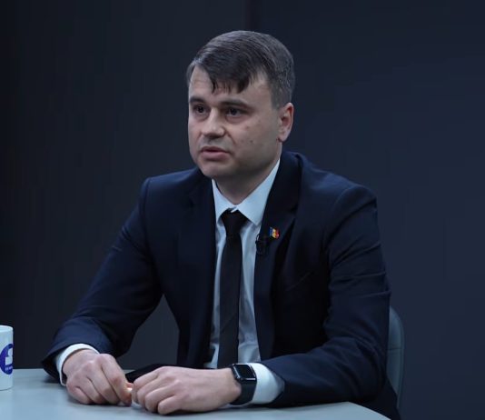 Proiectul Partidului Nostru privind digitalizarea proceselor electorale, blocat în Parlament de către PAS. Alexandr Berlinschii acuză majoritatea de rea-voință