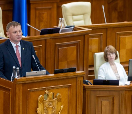 Proiectul Partidului Nostru împotriva escrocheriilor telefonice, votat în Parlament cu 79 de voturi: Cartelele SIM vor fi vândute doar cu buletinul, iar apelurile suspecte – blocate